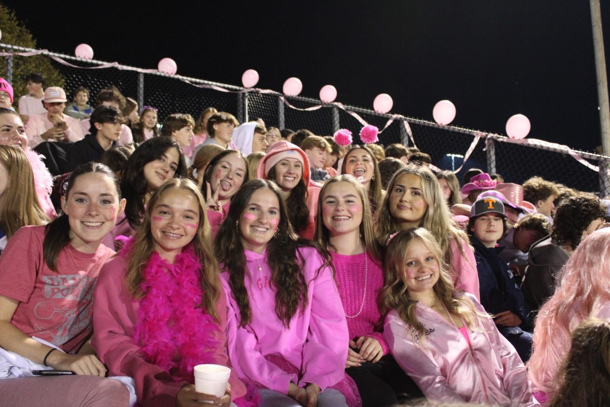 Seniors Steph Gervais, Laina Tremonte, Talia Iorio, Kyra Courtemanche and juniors Charlie Forbes, Gill Rosen, Molly Knight, Gabby Brunetti, Ava Alkhamis, Makayla Raiche